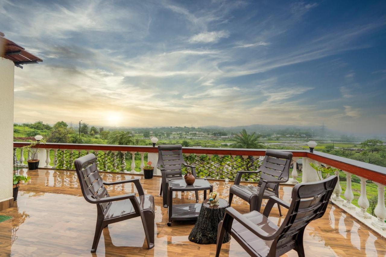 Nysa Villa Igatpuri Exteriör bild