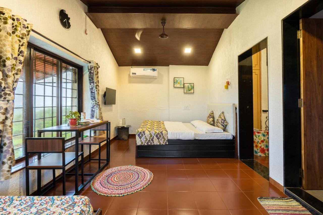 Nysa Villa Igatpuri Exteriör bild