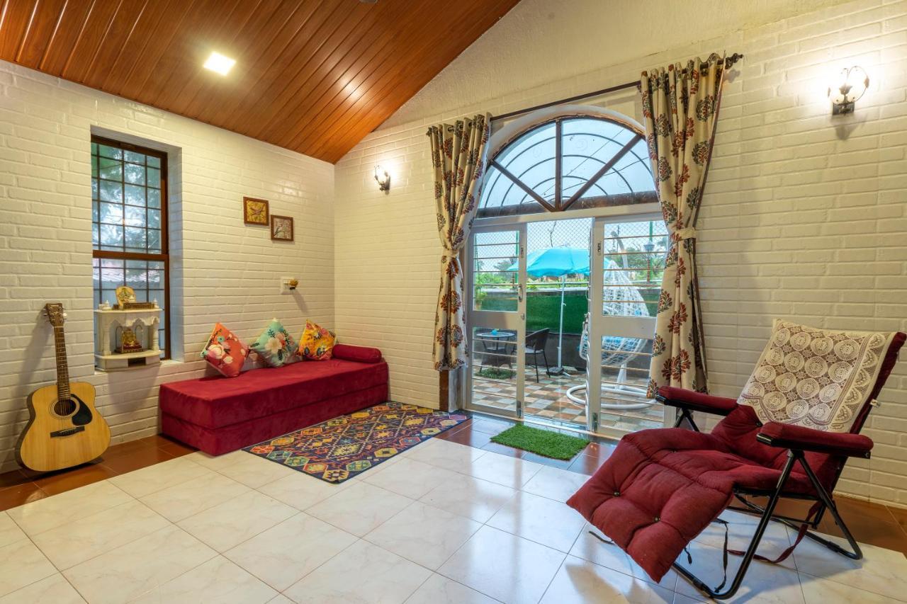Nysa Villa Igatpuri Exteriör bild
