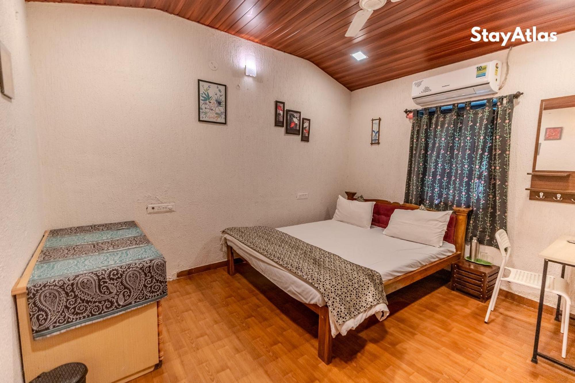 Nysa Villa Igatpuri Exteriör bild
