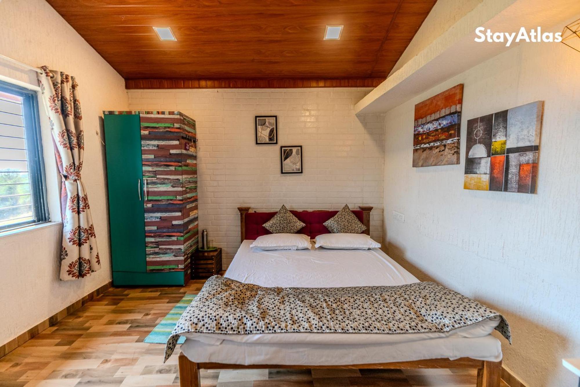 Nysa Villa Igatpuri Exteriör bild