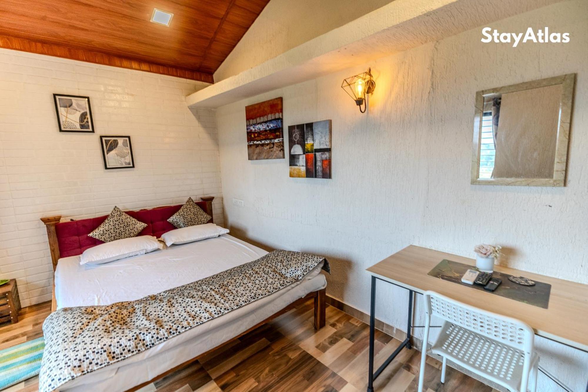 Nysa Villa Igatpuri Exteriör bild