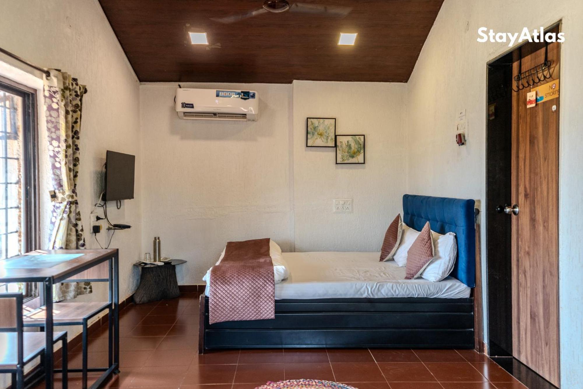 Nysa Villa Igatpuri Exteriör bild