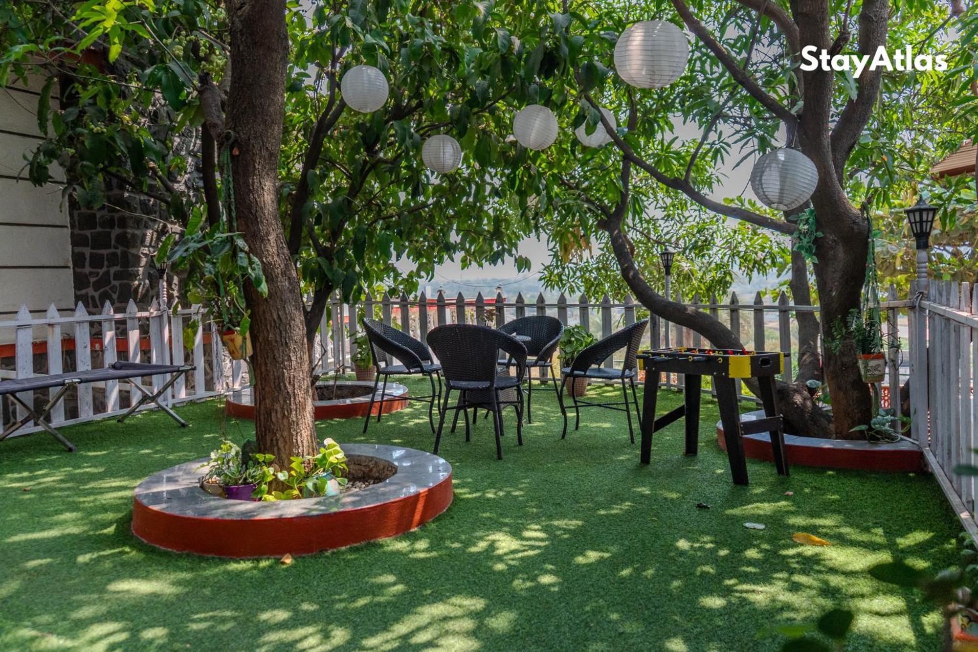 Nysa Villa Igatpuri Exteriör bild
