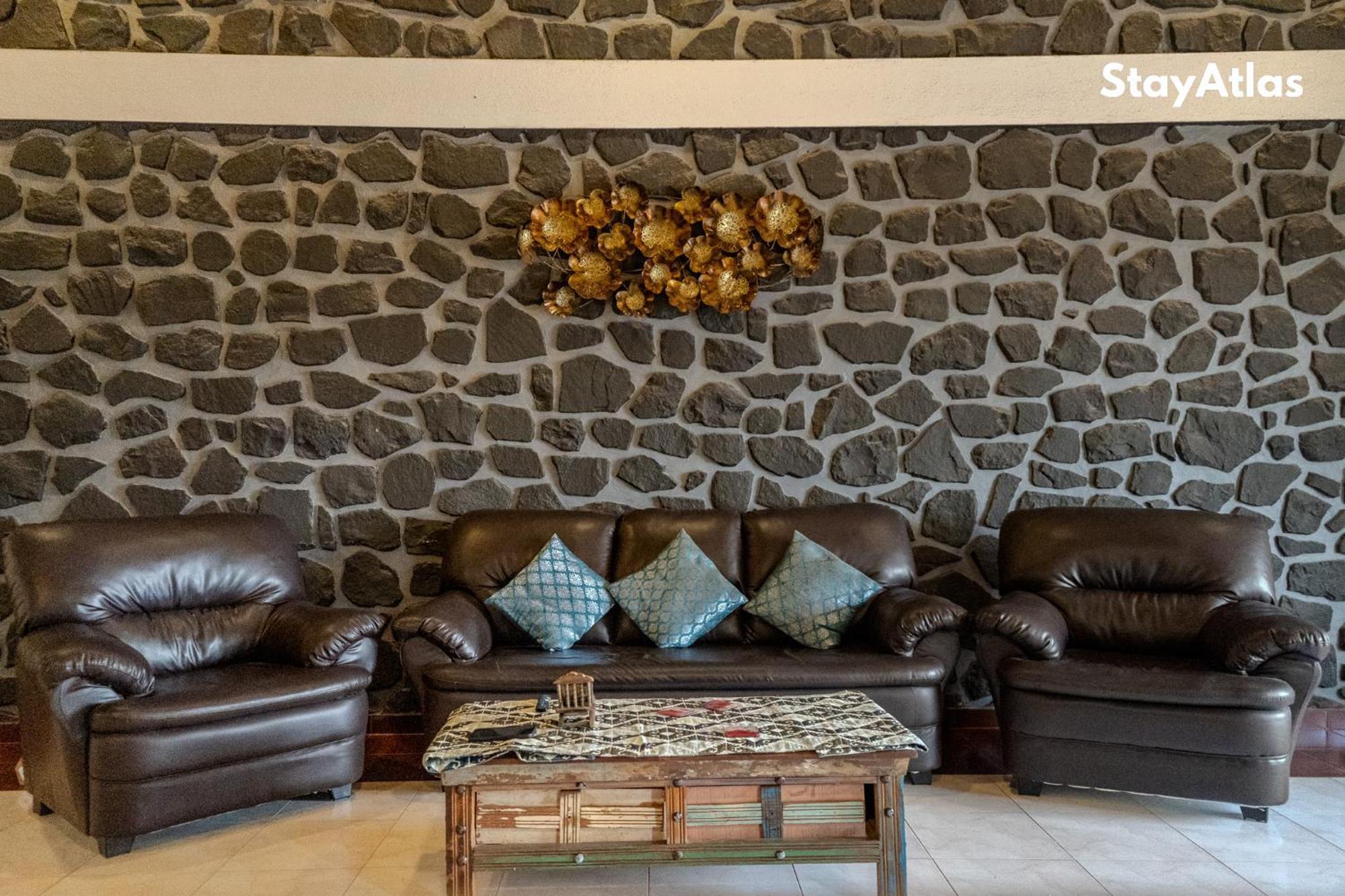 Nysa Villa Igatpuri Exteriör bild