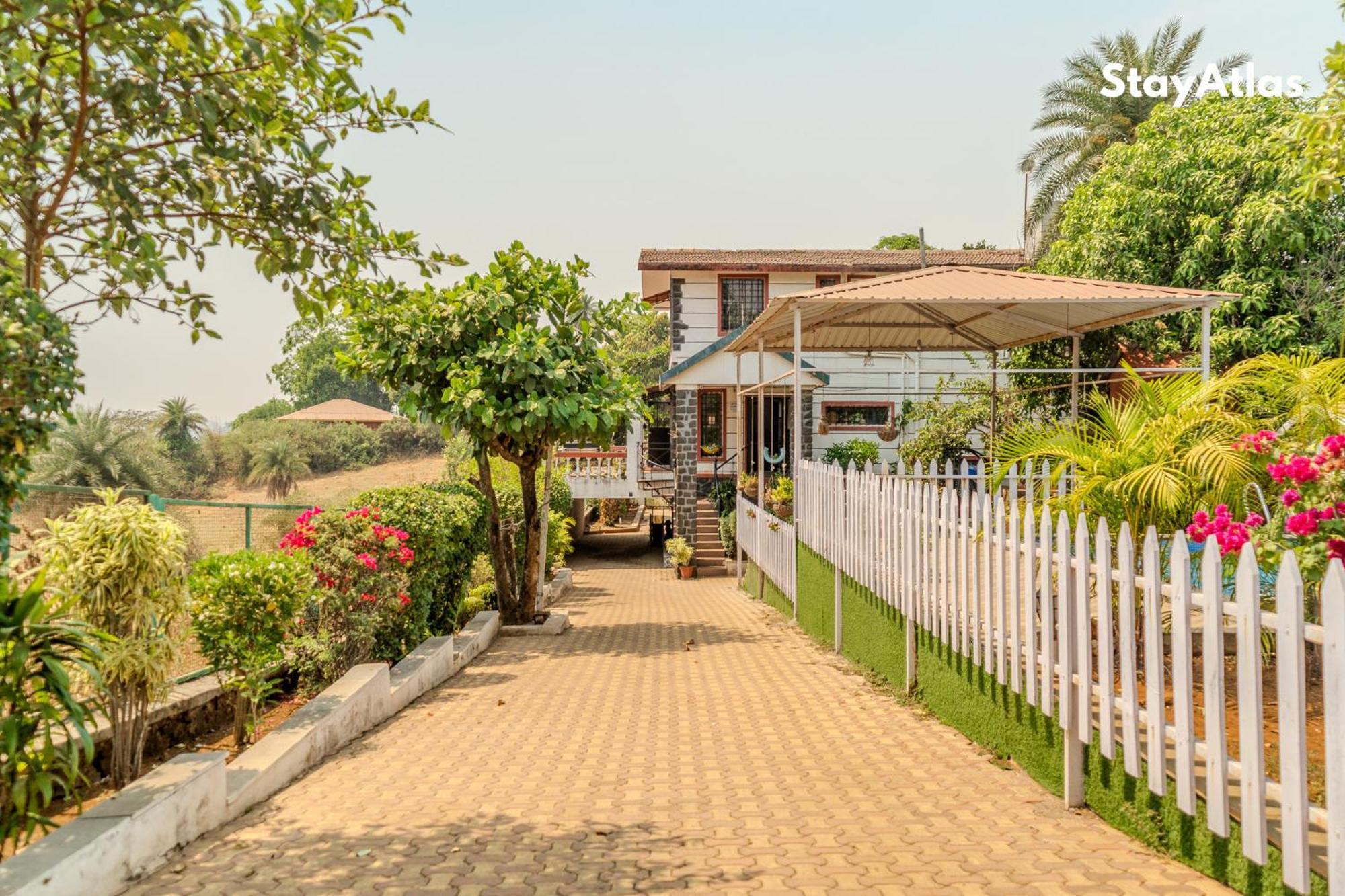 Nysa Villa Igatpuri Exteriör bild